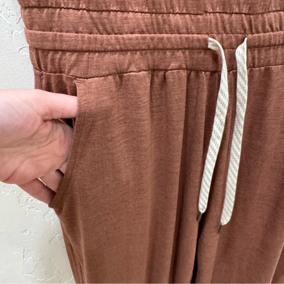 EUC Vuori All Day Jumpsuit Terracotta Heather Rust Women's Small - Picture 6 of 15